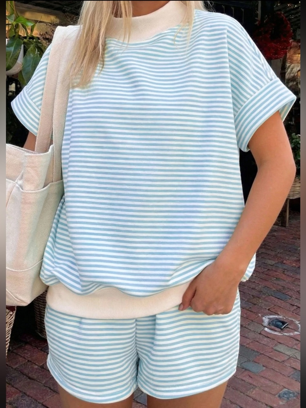 Striped Short-Sleeve Sweatshirt - Light Blue & White